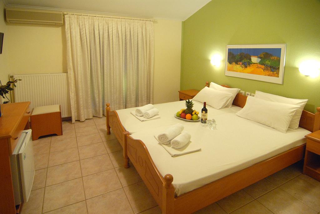 Apollon Hotel Paralia Katerinis Ruang foto