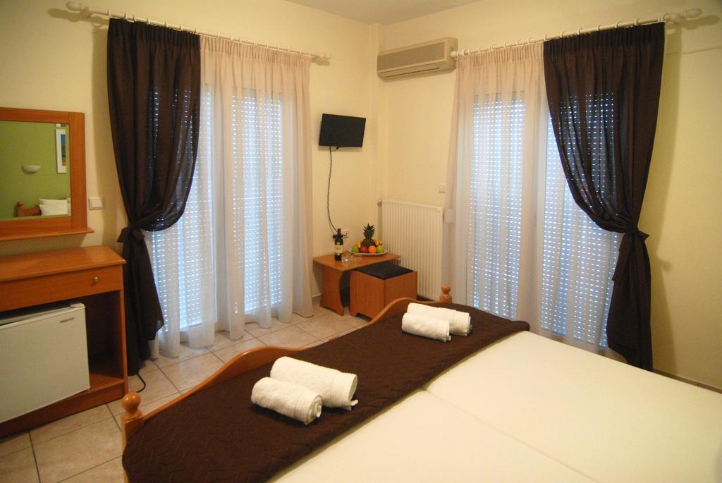 Apollon Hotel Paralia Katerinis Ruang foto